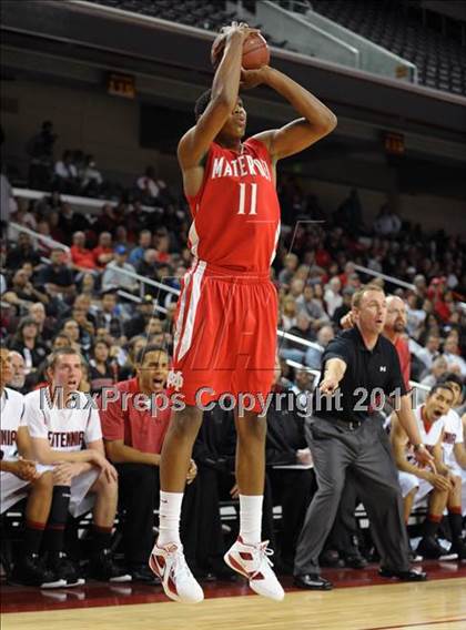 Thumbnail 2 in Mater Dei vs. Centennial (CIF SoCal D1 Regional Final) photogallery.