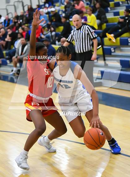Thumbnail 2 in Elizabeth Seton vs. Windward (Nike Tournament of Champions)  photogallery.