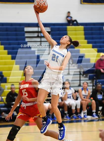 Thumbnail 1 in Elizabeth Seton vs. Windward (Nike Tournament of Champions)  photogallery.