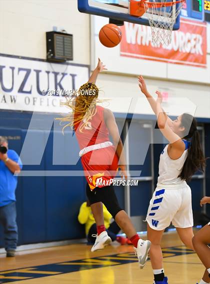 Thumbnail 3 in Elizabeth Seton vs. Windward (Nike Tournament of Champions)  photogallery.