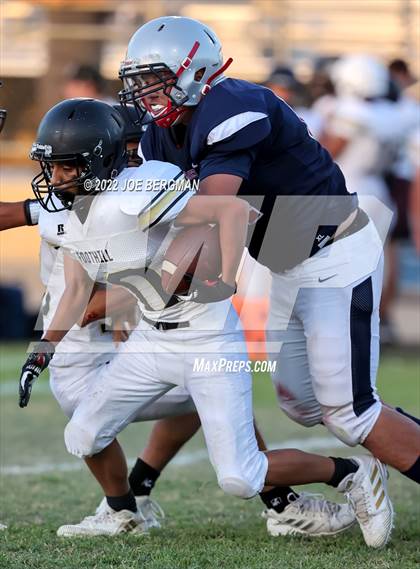 Thumbnail 3 in Foothill @ East Bakersfield photogallery.