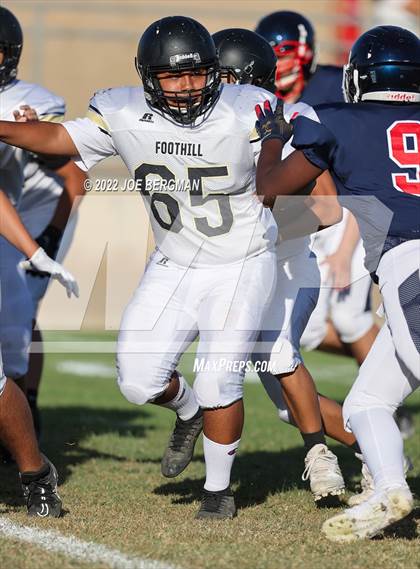 Thumbnail 3 in Foothill @ East Bakersfield photogallery.