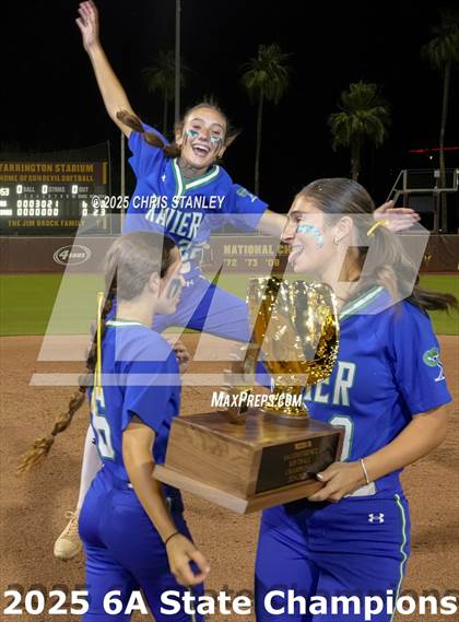 Thumbnail 2 in Queen Creek vs. Xavier College Prep (AIA 6A Final Awards) photogallery.