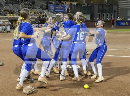Thumbnail 3 in Queen Creek vs. Xavier College Prep (AIA 6A Final Awards) photogallery.
