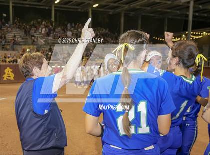 Thumbnail 1 in Queen Creek vs. Xavier College Prep (AIA 6A Final Awards) photogallery.