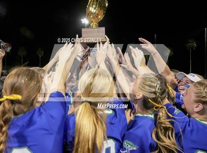 Thumbnail 3 in Queen Creek vs. Xavier College Prep (AIA 6A Final Awards) photogallery.