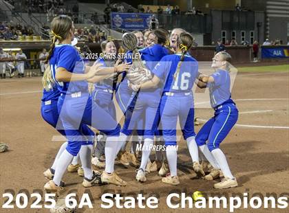 Thumbnail 3 in Queen Creek vs. Xavier College Prep (AIA 6A Final Awards) photogallery.