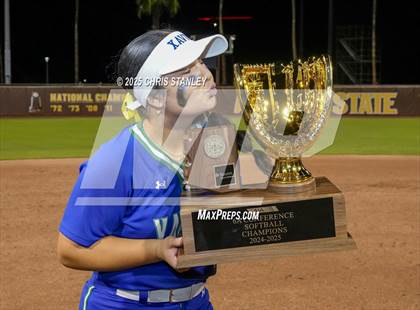 Thumbnail 2 in Queen Creek vs. Xavier College Prep (AIA 6A Final Awards) photogallery.
