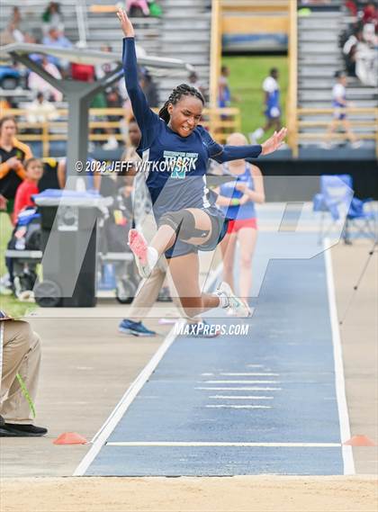 Thumbnail 1 in NCHSAA 1A State Track & Field Championship photogallery.