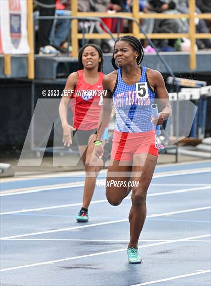 Thumbnail 2 in NCHSAA 1A State Track & Field Championship photogallery.