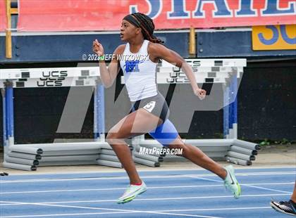 Thumbnail 1 in NCHSAA 1A State Track & Field Championship photogallery.
