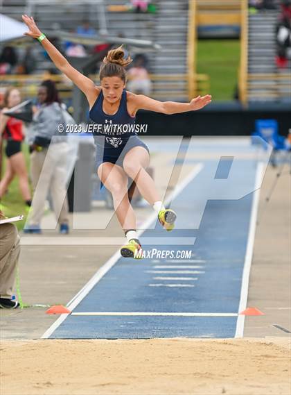Thumbnail 3 in NCHSAA 1A State Track & Field Championship photogallery.