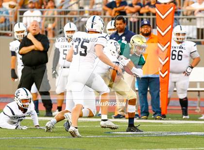 Thumbnail 1 in Central Catholic vs. Holy Cross photogallery.