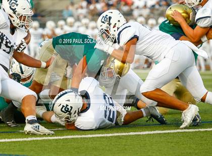 Thumbnail 1 in Central Catholic vs. Holy Cross photogallery.