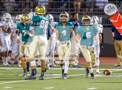 Thumbnail 3 in Central Catholic vs. Holy Cross photogallery.