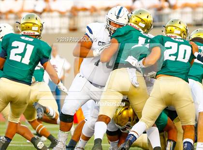 Thumbnail 3 in Central Catholic vs. Holy Cross photogallery.