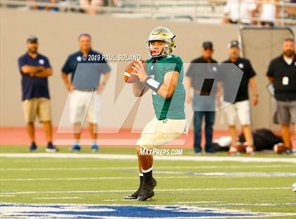 Thumbnail 2 in Central Catholic vs. Holy Cross photogallery.