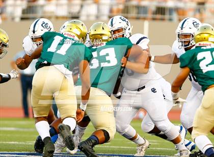 Thumbnail 1 in Central Catholic vs. Holy Cross photogallery.