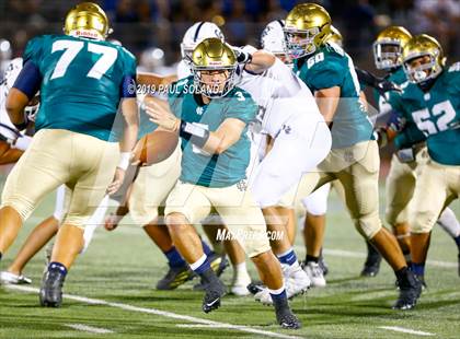 Thumbnail 1 in Central Catholic vs. Holy Cross photogallery.
