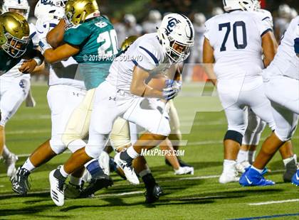 Thumbnail 3 in Central Catholic vs. Holy Cross photogallery.
