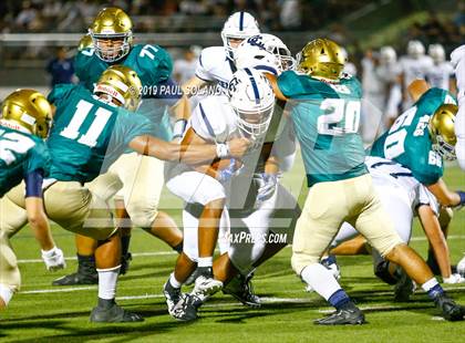 Thumbnail 1 in Central Catholic vs. Holy Cross photogallery.