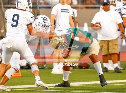 Thumbnail 1 in Central Catholic vs. Holy Cross photogallery.