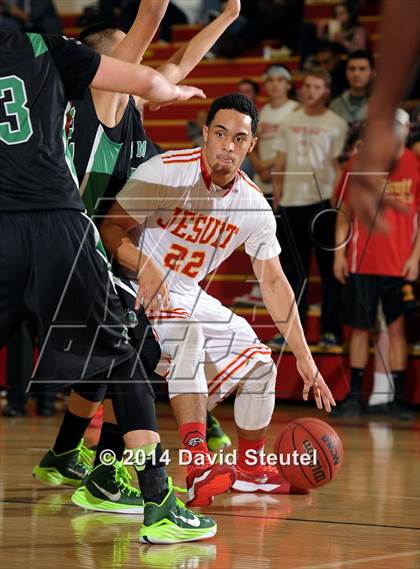 Thumbnail 2 in St. Mary's vs. Jesuit (Father Barry Christmas Classic) photogallery.