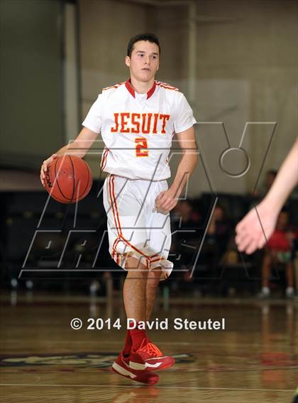 Thumbnail 3 in St. Mary's vs. Jesuit (Father Barry Christmas Classic) photogallery.