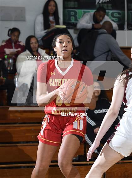 Thumbnail 2 in Cathedral Catholic vs. Perry (MLK Showcase) photogallery.
