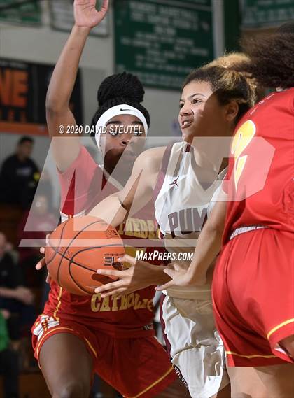 Thumbnail 2 in Cathedral Catholic vs. Perry (MLK Showcase) photogallery.