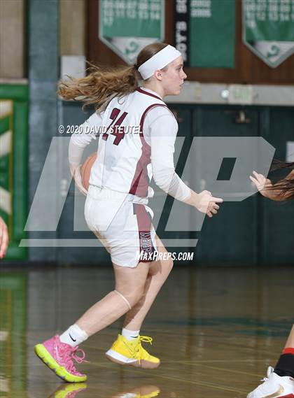 Thumbnail 2 in Cathedral Catholic vs. Perry (MLK Showcase) photogallery.