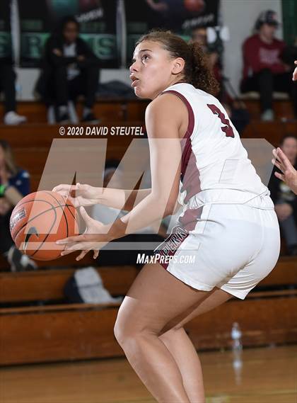Thumbnail 1 in Cathedral Catholic vs. Perry (MLK Showcase) photogallery.