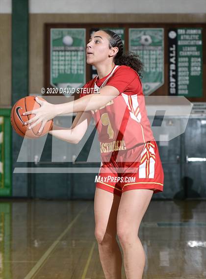 Thumbnail 1 in Cathedral Catholic vs. Perry (MLK Showcase) photogallery.