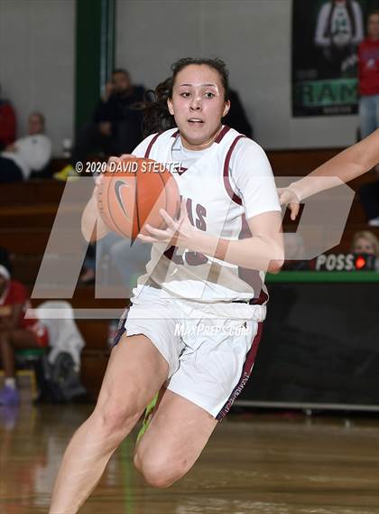 Thumbnail 1 in Cathedral Catholic vs. Perry (MLK Showcase) photogallery.