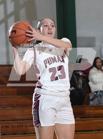 Thumbnail 1 in Cathedral Catholic vs. Perry (MLK Showcase) photogallery.