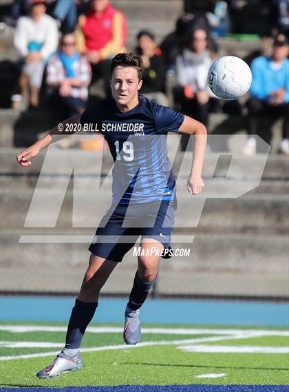 Thumbnail 1 in Drake @ Marin Catholic photogallery.