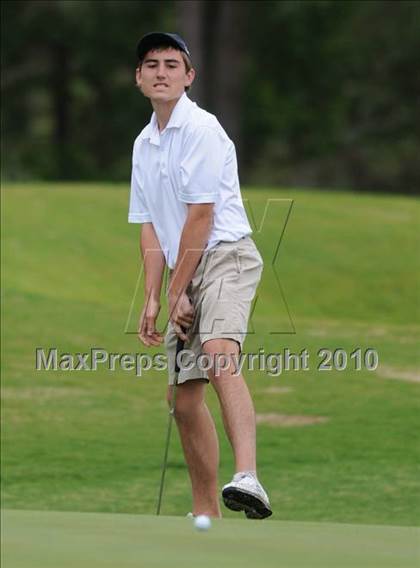 Thumbnail 1 in NCHSAA 4A Boys Golf Championships (Day 2) photogallery.