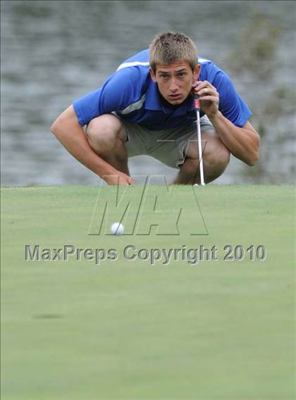 Thumbnail 2 in NCHSAA 4A Boys Golf Championships (Day 2) photogallery.
