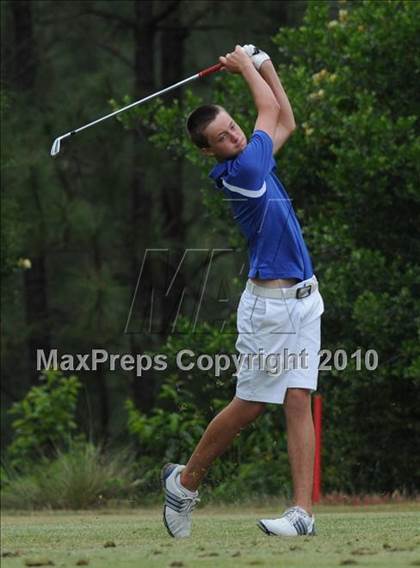 Thumbnail 1 in NCHSAA 4A Boys Golf Championships (Day 2) photogallery.