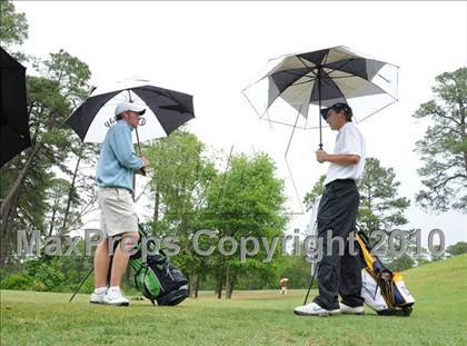 Thumbnail 2 in NCHSAA 4A Boys Golf Championships (Day 2) photogallery.