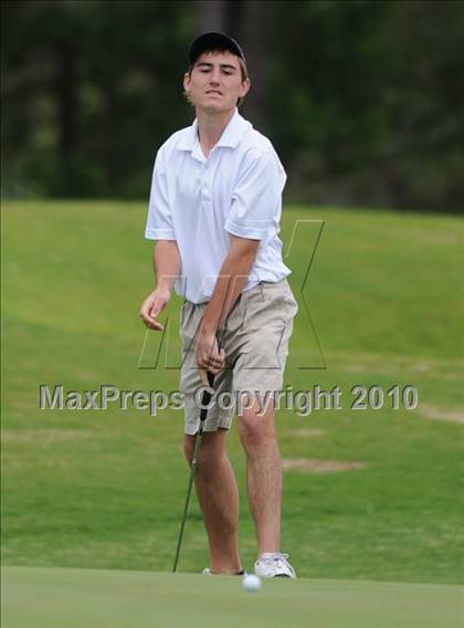 Thumbnail 2 in NCHSAA 4A Boys Golf Championships (Day 2) photogallery.