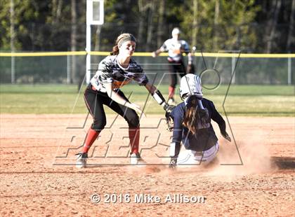 Thumbnail 1 in Sequoyah vs Grace Christian photogallery.