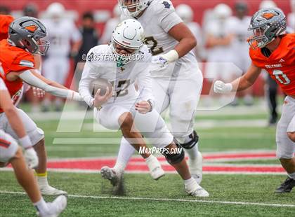Thumbnail 3 in Lone Peak vs. Skyridge (UHSAA 6A Semi Final) photogallery.