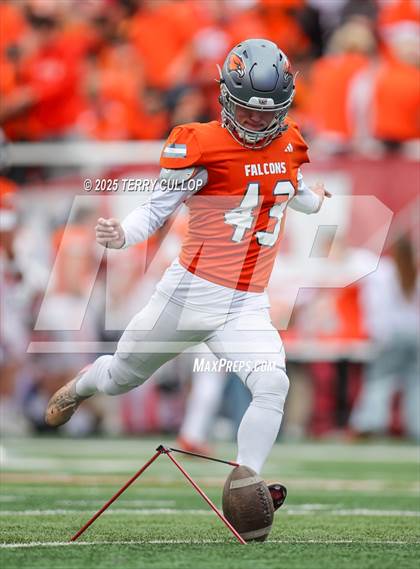 Thumbnail 2 in Lone Peak vs. Skyridge (UHSAA 6A Semi Final) photogallery.