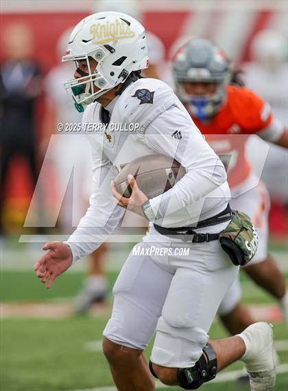 Thumbnail 3 in Lone Peak vs. Skyridge (UHSAA 6A Semi Final) photogallery.