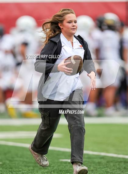 Thumbnail 1 in Lone Peak vs. Skyridge (UHSAA 6A Semi Final) photogallery.