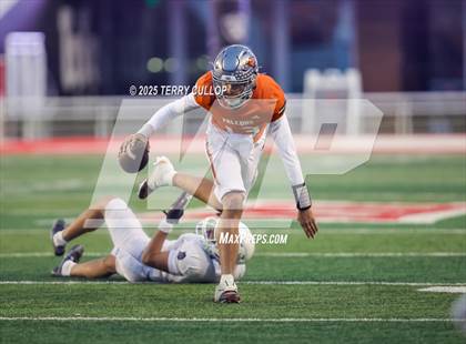 Thumbnail 2 in Lone Peak vs. Skyridge (UHSAA 6A Semi Final) photogallery.