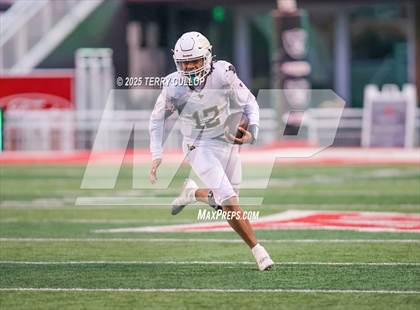 Thumbnail 3 in Lone Peak vs. Skyridge (UHSAA 6A Semi Final) photogallery.