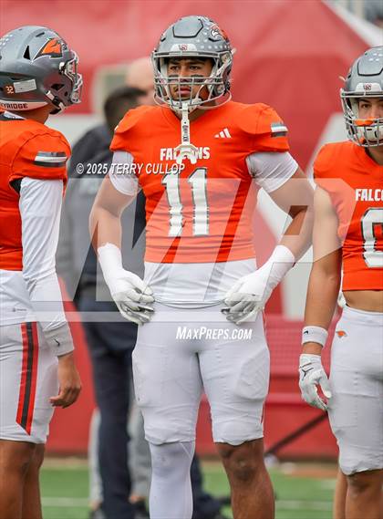 Thumbnail 3 in Lone Peak vs. Skyridge (UHSAA 6A Semi Final) photogallery.
