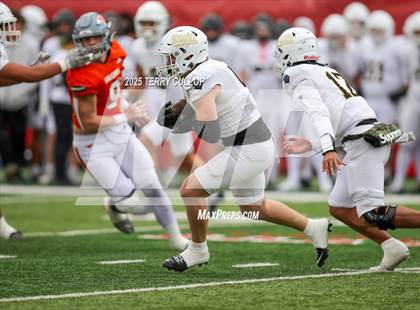Thumbnail 3 in Lone Peak vs. Skyridge (UHSAA 6A Semi Final) photogallery.
